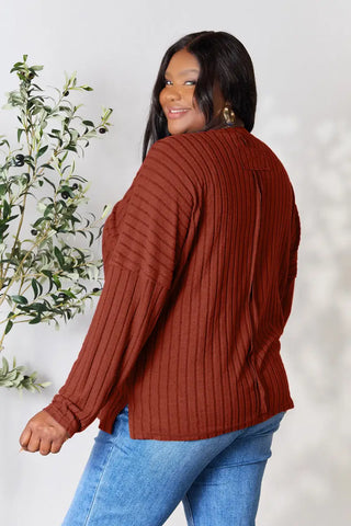 Full Size Ribbed Round Neck Slit Knit Top - Sweatshirt - Basic Bae - Sweaters & Knitwear