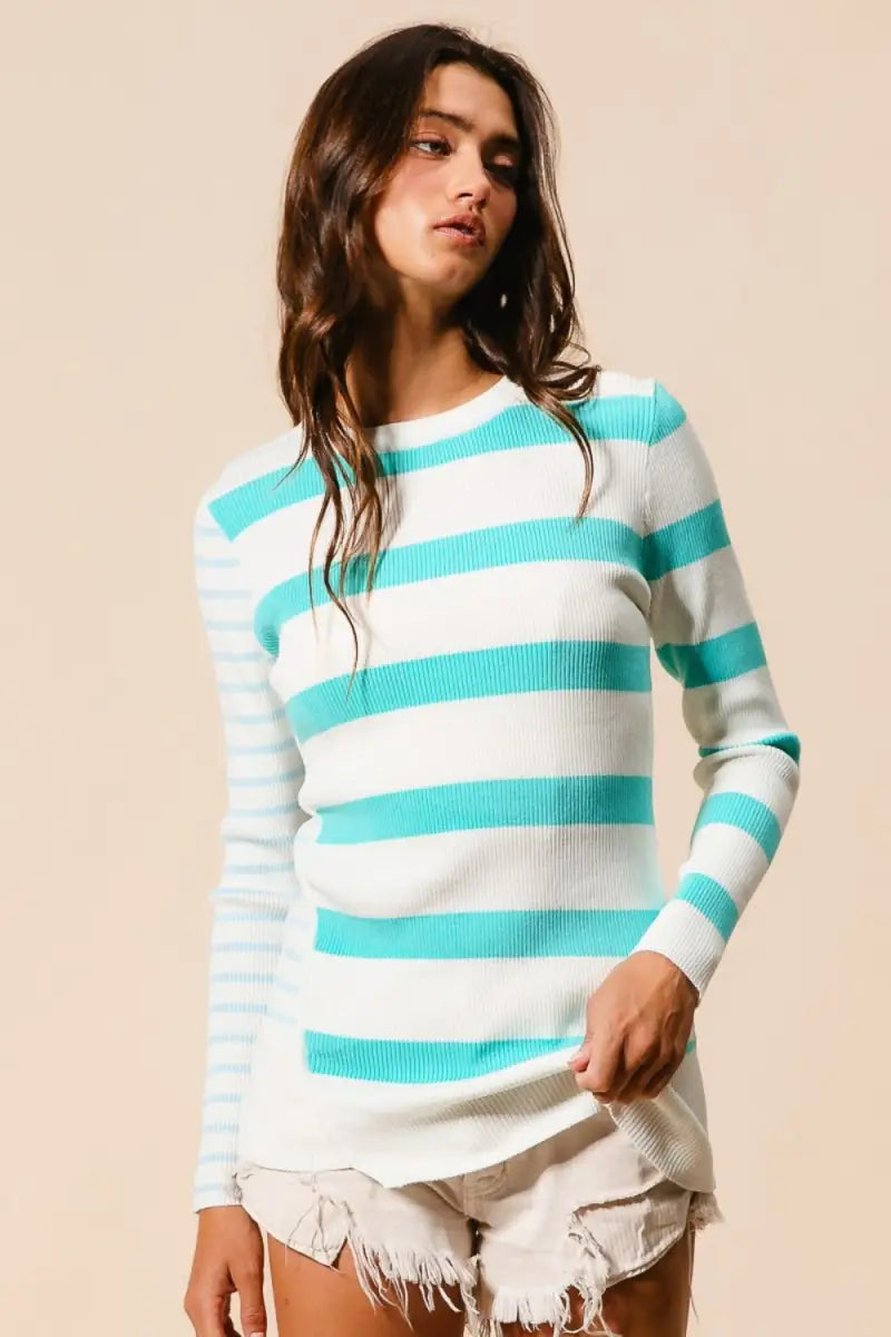 Contrast Striped Asymmetrical Hem Knit Top - Sweater - BiBi - Sweaters & Knitwear