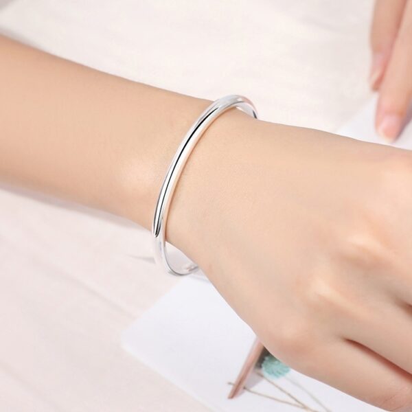 Pure Silver 9999 Glossy Silver Bracelet Closed Aperture Round Bar Simple Female - Image 2