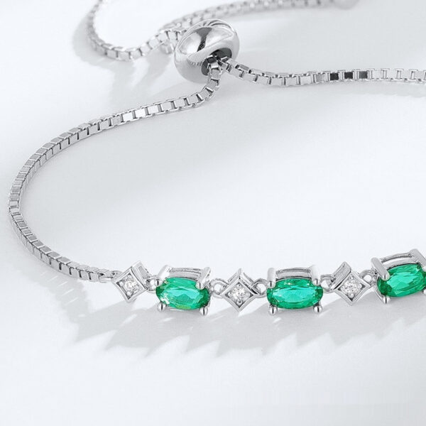 Elegant Egg-Shaped S925 Silver Cultivation Emerald Bracelet - Image 5