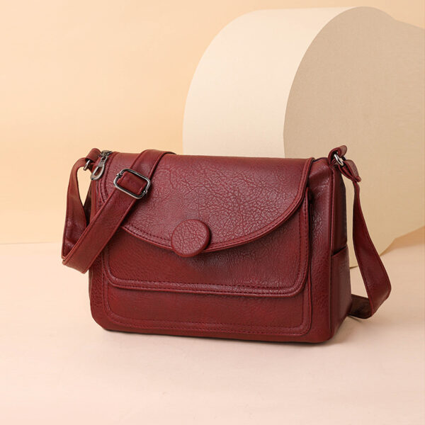 Large Capacity Elegant Versatile Fashion Retro Crossbody Small Square Bag - Image 2