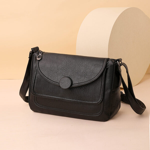 Large Capacity Elegant Versatile Fashion Retro Crossbody Small Square Bag - Image 10