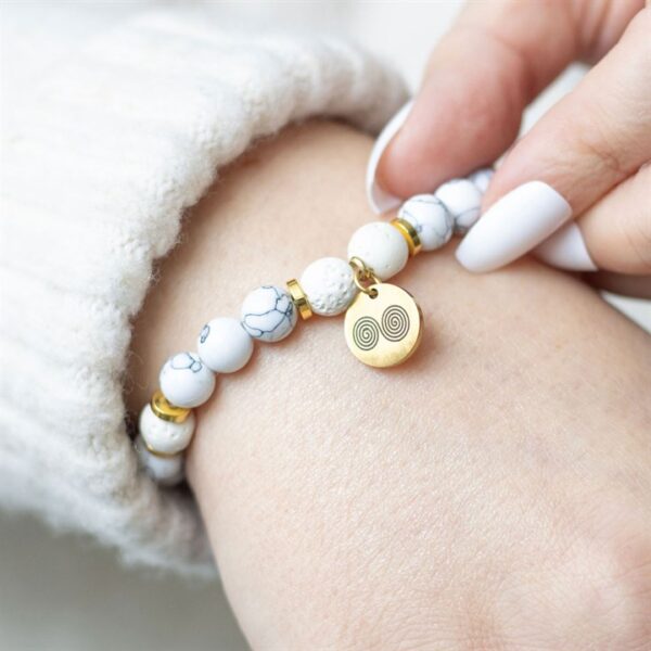 Stress Less Howlite Crystal Essential Oil Bracelet - Image 2