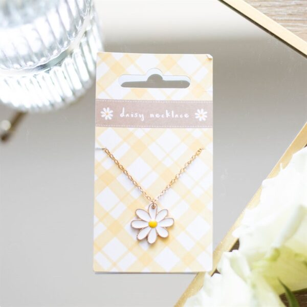 Daisy Pendant Necklace - Image 4